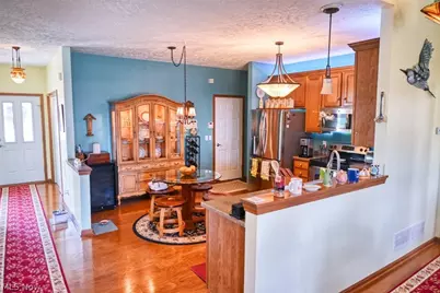 3932 Courtyard Drive, Lorain, OH 44053 - Photo 2