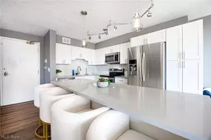 12520 Edgewater Dr, Oakwood, OH 44107 - Photo 4