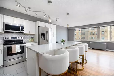 12520 Edgewater Drive #809, Oakwood, OH 44107 - Photo 2