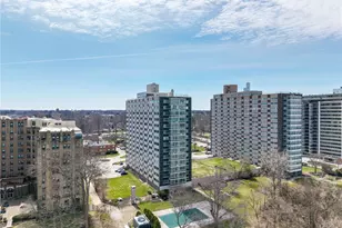 12520 Edgewater Dr, Oakwood, OH 44107 - Photo 10