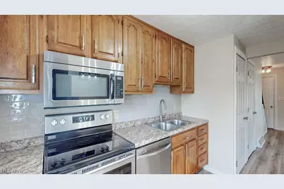 4625 Cox Drive #B, Stow, OH 44224 - Photo 6