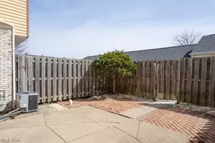 4625 Cox Dr, Stow, OH 44224 - Photo 4