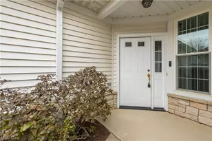 33136 Fairport Dr, Avon Lake, OH 44012 - Photo 4