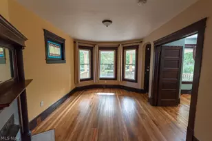 1362 W 59th St, Loveland, OH 44102 - Photo 4