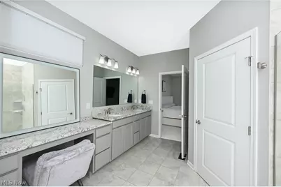 1662 Cobham Lane, Wadsworth, OH 44281 - Photo 18