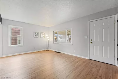 1265 Greenwood Avenue, Akron, OH 44320 - Photo 6