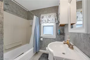 912 Dawnwood Dr, Parma, OH 44134 - Photo 22