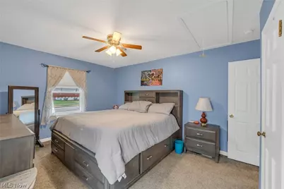 912 Dawnwood Drive, Parma, OH 44134 - Photo 18