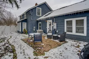 224 N Hambden, Chardon, OH 44024 - Photo 2