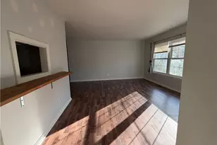 6910 Carriage Hill Dr, Brecksville, OH 44141 - Photo 6