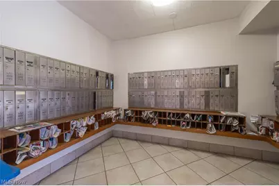 12520 Edgewater Drive #210, Oakwood, OH 44107 - Photo 6