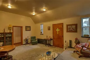 227 S 5th St, Byesville, OH 43723 - Photo 32