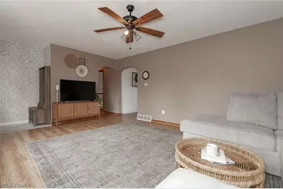 5162 Woodside Drive, Geneva, OH 44041 - Photo 14