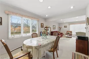 2619 S Green Rd, Beachwood, OH 44122 - Photo 10