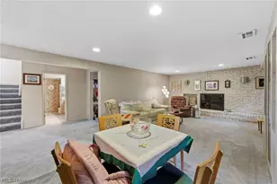 2619 S Green Rd, Beachwood, OH 44122 - Photo 18