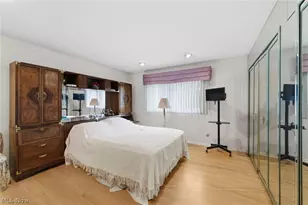 2619 S Green Rd, Beachwood, OH 44122 - Photo 22