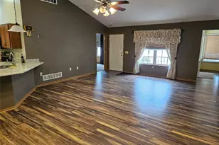 2585 Barnstone Ave SW, Canton, OH 44706 - Photo 4