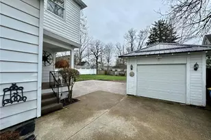 1926 Walnut Blvd, Ashtabula, OH 44004 - Photo 6