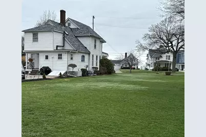1926 Walnut Boulevard, Ashtabula, OH 44004 - Photo 6