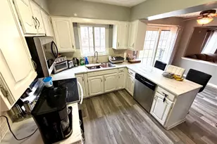 6186 Wild Oak Dr, North Olmsted, OH 44070 - Photo 6