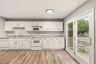 1464 Blair Dr, Akron, OH 44312 - Photo 18