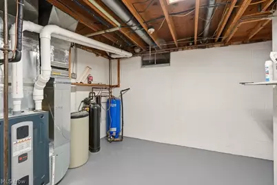 1464 Blair Drive, Akron, OH 44312 - Photo 38