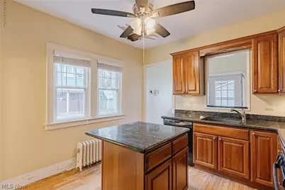 3078 Scarborough Road, Cleveland Heights, OH 44118 - Photo 8