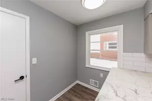 2539 Warrensville Center Rd, University Heights, OH 44118 - Photo 22