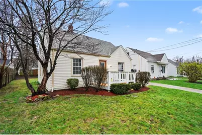 834 Sarcee Avenue, Akron, OH 44305 - Photo 2