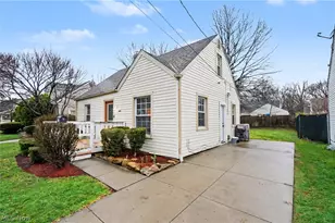 834 Sarcee Ave, Akron, OH 44305 - Photo 4