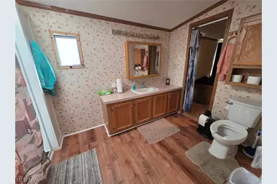 3700 Liberty Avenue, Hubbard, OH 44425 - Photo 20