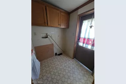 3700 Liberty Avenue, Hubbard, OH 44425 - Photo 10