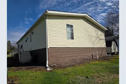 3700 Liberty Avenue, Hubbard, OH 44425 - Photo 22