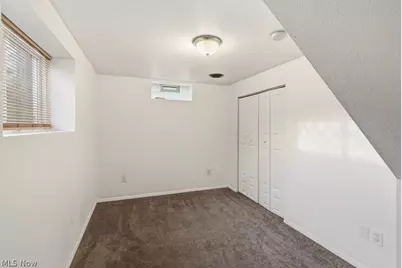 329 Dennison Avenue, Akron, OH 44312 - Photo 14