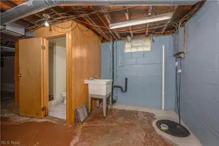 254 Ohio Ave NW, New Philadelphia, OH 44663 - Photo 22