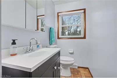 548 Continental Drive #B, Salem, OH 44460 - Photo 10