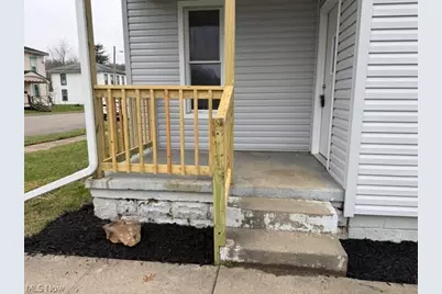 525 E High Street, Uhrichsville, OH 44683 - Photo 20