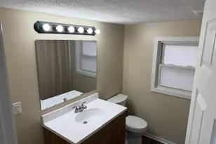 525 E High St, Uhrichsville, OH 44683 - Photo 14