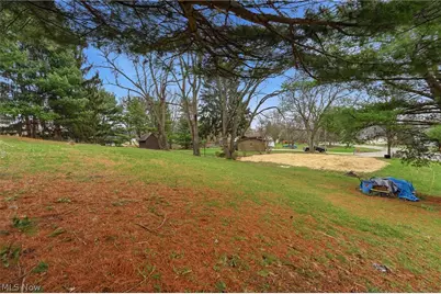 7622 Marelis Avenue NE, Canton, OH 44721 - Photo 10