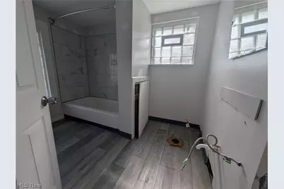 16010 Arcade Avenue, Loveland, OH 44110 - Photo 12