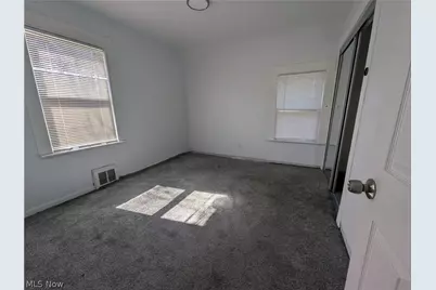 16010 Arcade Avenue, Loveland, OH 44110 - Photo 14