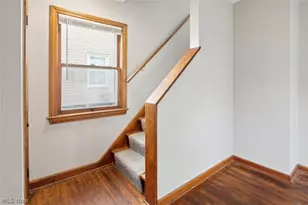 9504 S Highland Ave, Garfield Heights, OH 44125 - Photo 12