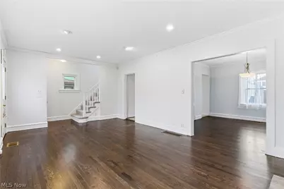 3577 Cedarbrook Road, University Heights, OH 44118 - Photo 6