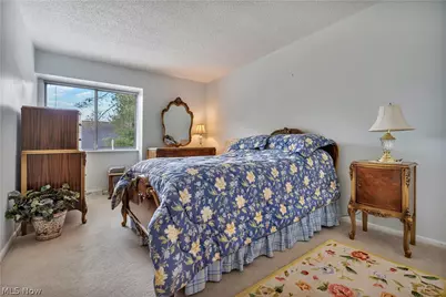 585 Hampton Ridge Drive, Akron, OH 44313 - Photo 18