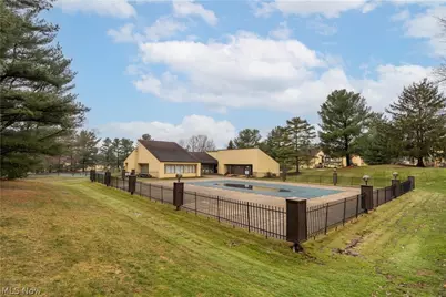 585 Hampton Ridge Drive, Akron, OH 44313 - Photo 24