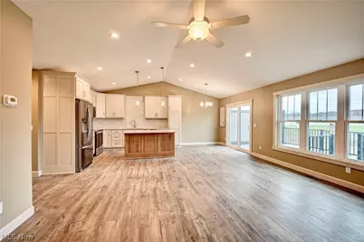 767 Fernsell Avenue, Strasburg, OH 44680 - Photo 6