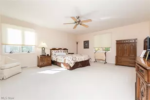 29249 Orangewood Dr, Orange, OH 44122 - Photo 32