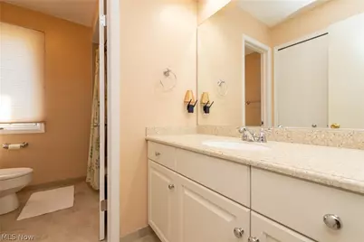 29249 Orangewood Drive, Orange, OH 44122 - Photo 38