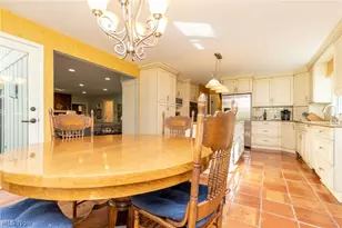 29249 Orangewood Dr, Orange, OH 44122 - Photo 16