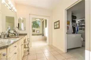 29249 Orangewood Dr, Orange, OH 44122 - Photo 28